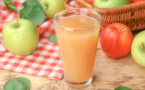 Прясно изцеден ябълков сок - ползите и вредите от витаминната напитка