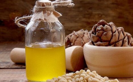 Produk tumbuhan sejagat - minyak kacang cedar, sifat berguna, aplikasi
