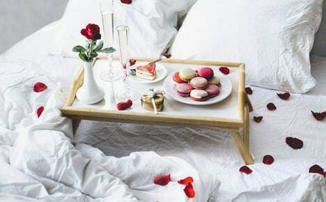Meja tempat tidur sendiri - dan sarapan di tempat tidur akan sentiasa ada bersama anda