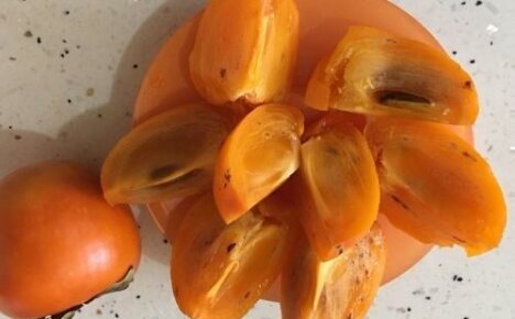 Vilka vitaminer finns i persimon - sammansättningen och fördelarna med syrlig frukt