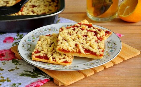 Vienos sausainiai su uogiene: klasikinis austriškas desertas per kelias minutes