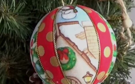 Belles decoracions de bricolatge: decoracions d'arbres de Nadal amb la tècnica kimekomi
