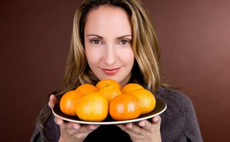 ขนาดเล็ก แต่ห่างไกล - ส้มเขียวหวานมีประโยชน์ต่อผู้หญิงอย่างไร