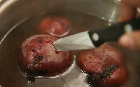 Determine the time to cook beets until cooked