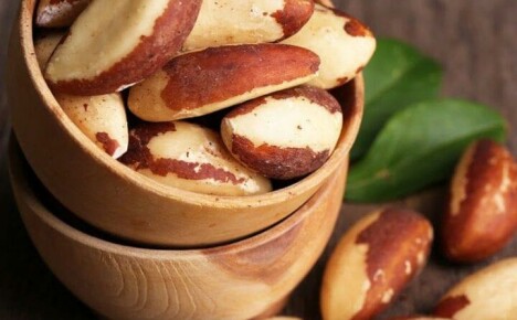 Penting untuk mengetahui kebaikan kacang Brazil dan bagaimana menggunakannya dengan betul dalam makanan anda.