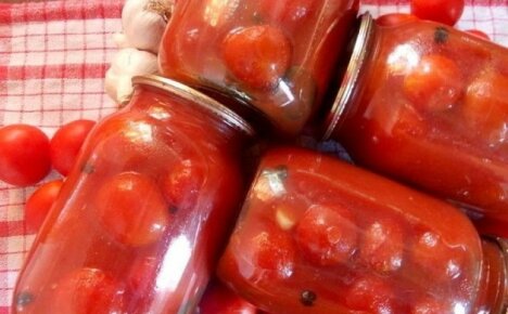 Para carne, pescado, salsa y pizza: tomates en su propio jugo para el invierno