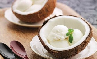 Coconut ice cream - an opportunity to listen to your feelings