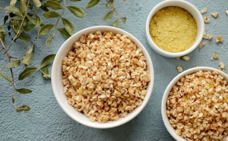Hogyan készítsünk hajdina pattogatott kukoricát otthon egyszerű receptek segítségével