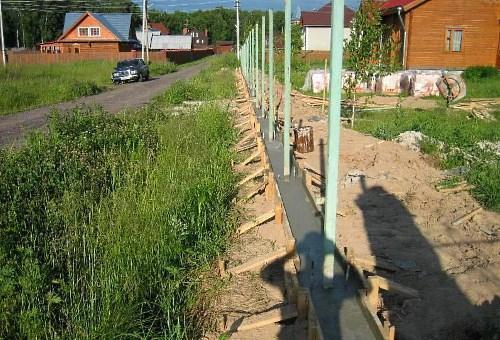 Vyplňujeme základ pro venkovský plot