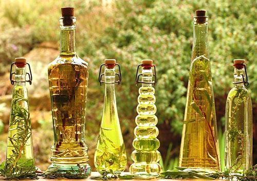 Different types of grape vinegar
