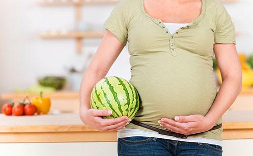 The body of the expectant mother needs good nutrition