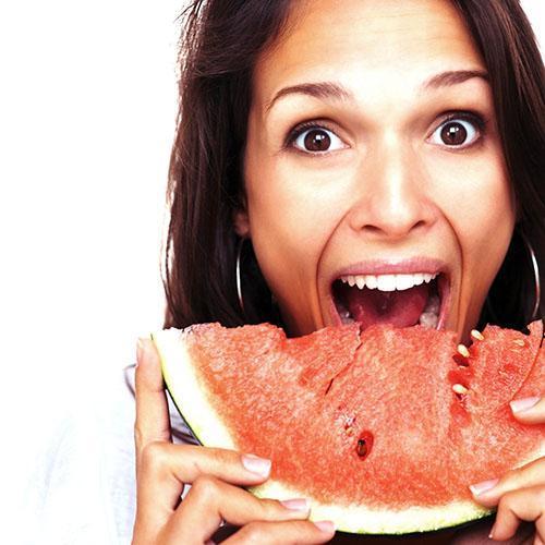 Fast jeder liebt süße Wassermelonen