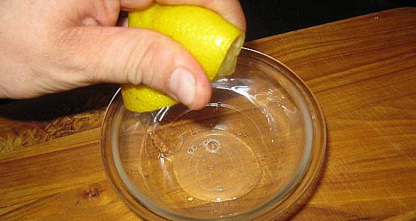 šťava z jedného citróna