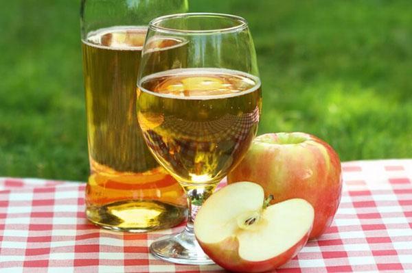 ябълков сок вино