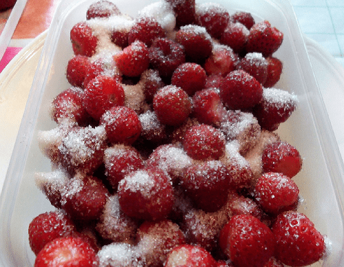 căpșuni în zahăr
