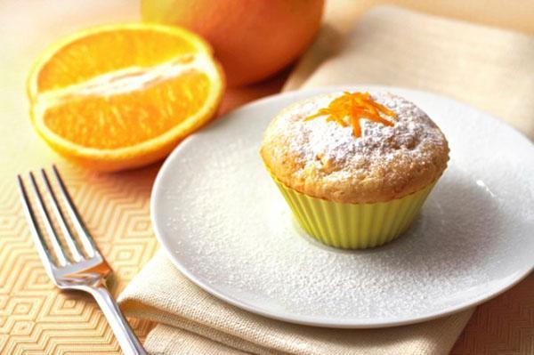 voňavý oranžový muffin