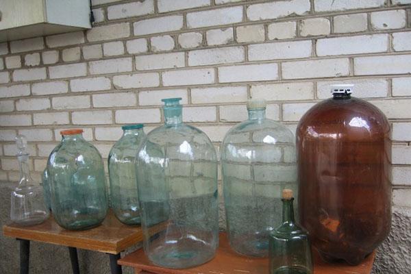 Glaswaren für die Weinherstellung