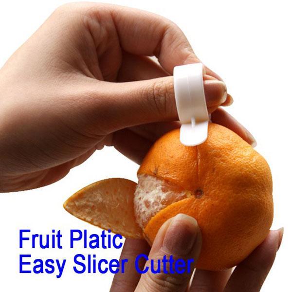 olúpte mandarínku nožom na citrusy