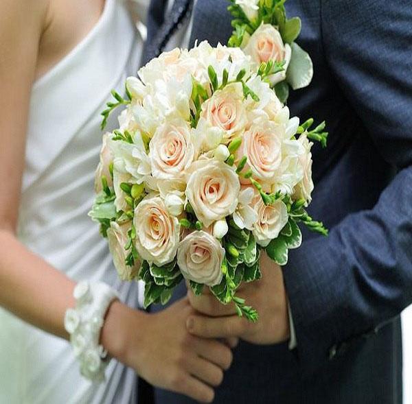 venus hair in bridal bouquet