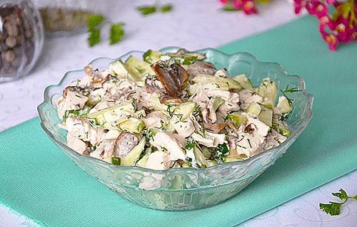 salade au poulet et champignons