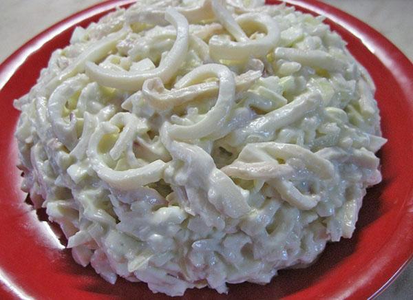 kalamar salatası