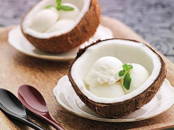 înghețată de cocos