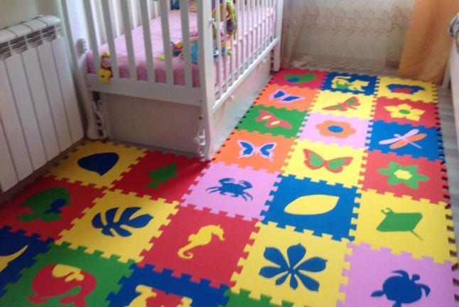 piso macio para quartos infantis