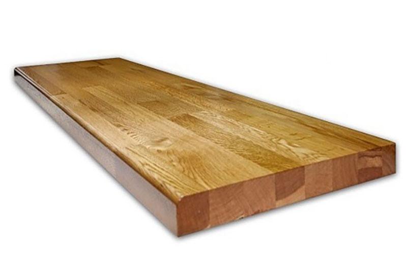 kayu berkualiti untuk langkah