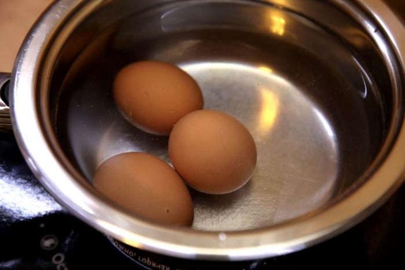 gotować jajka