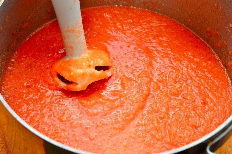 mala tomat och lök