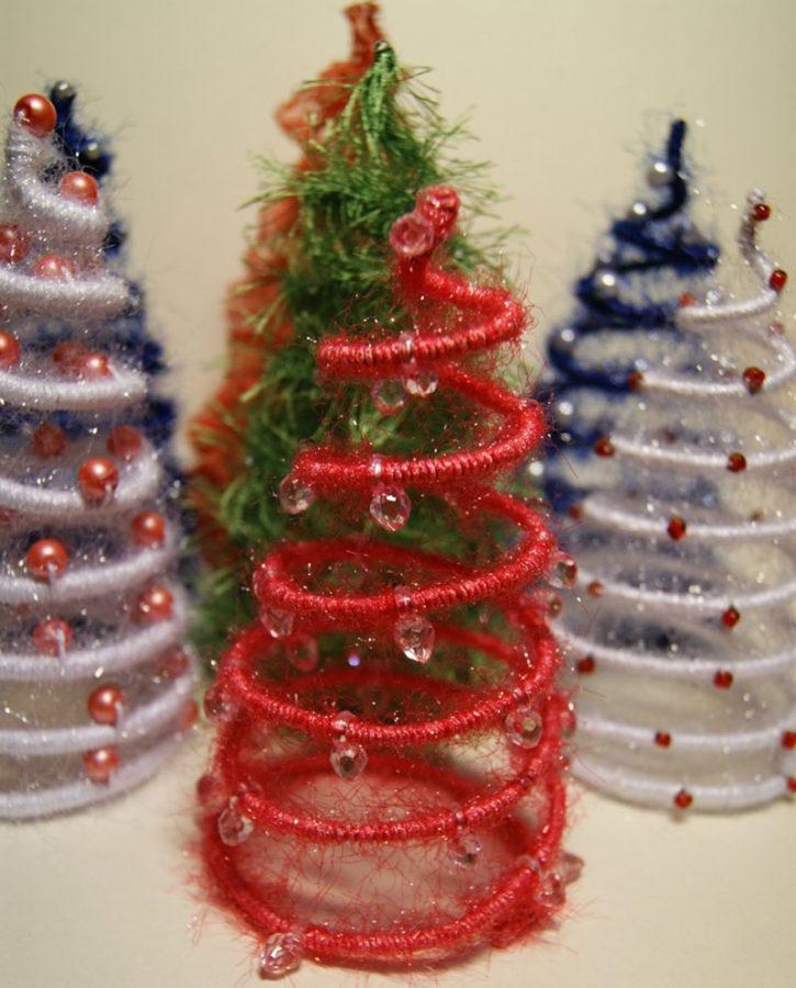 vackra miniatyr julgranar med egna händer