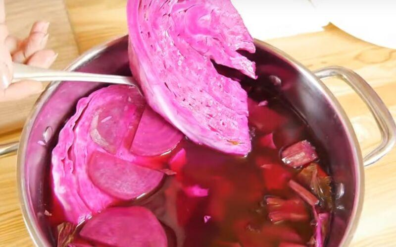 classic recipe for cabbage with beets