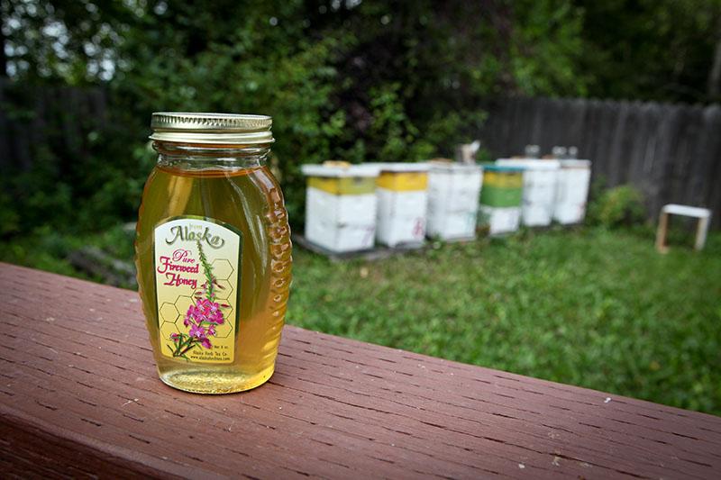 ildrød honning med en unik kemisk sammensætning
